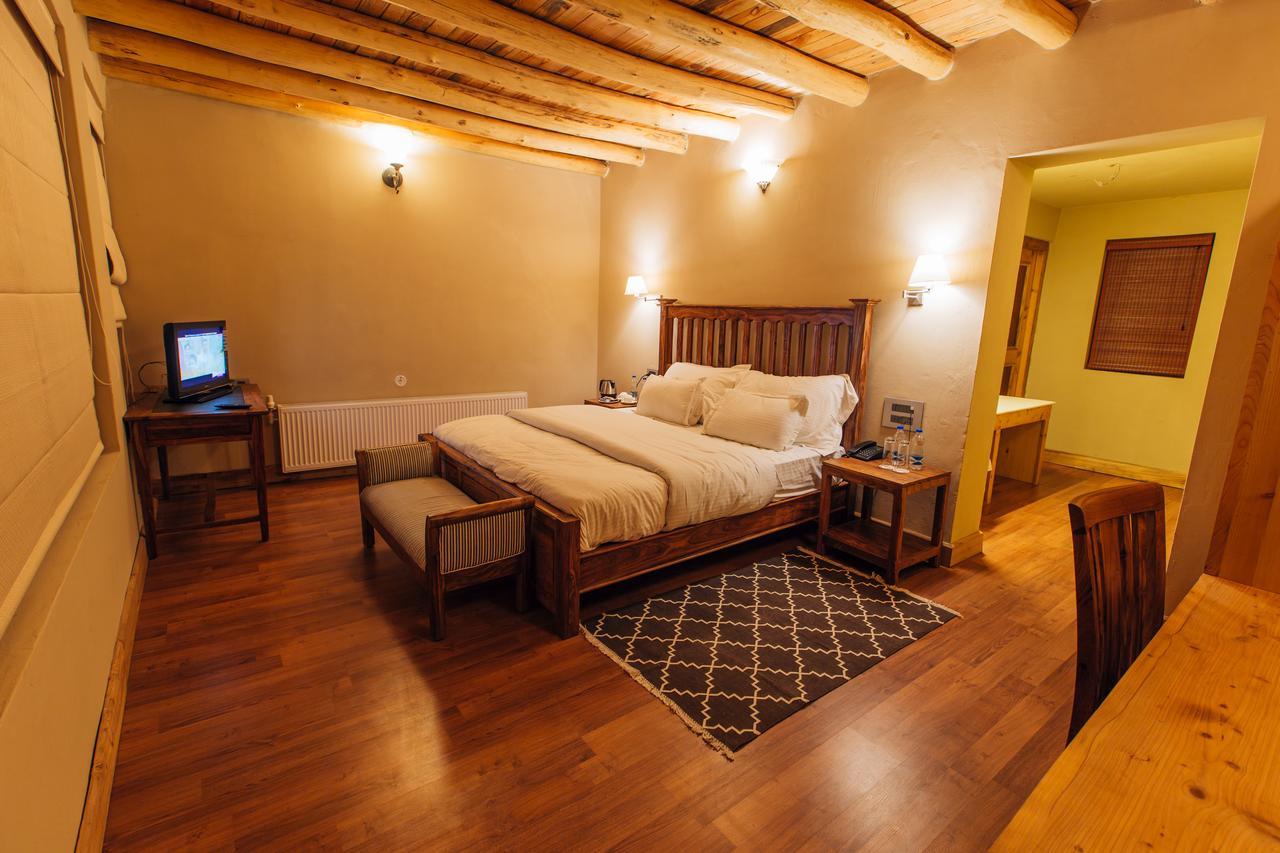 Ladakh Sarai Resort Leh Kültér fotó